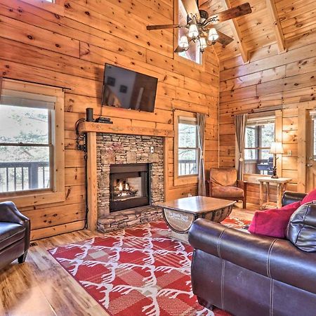 Cozy Cabin With Hot Tub In The Heart Of Pigeon Forge Villa Екстериор снимка