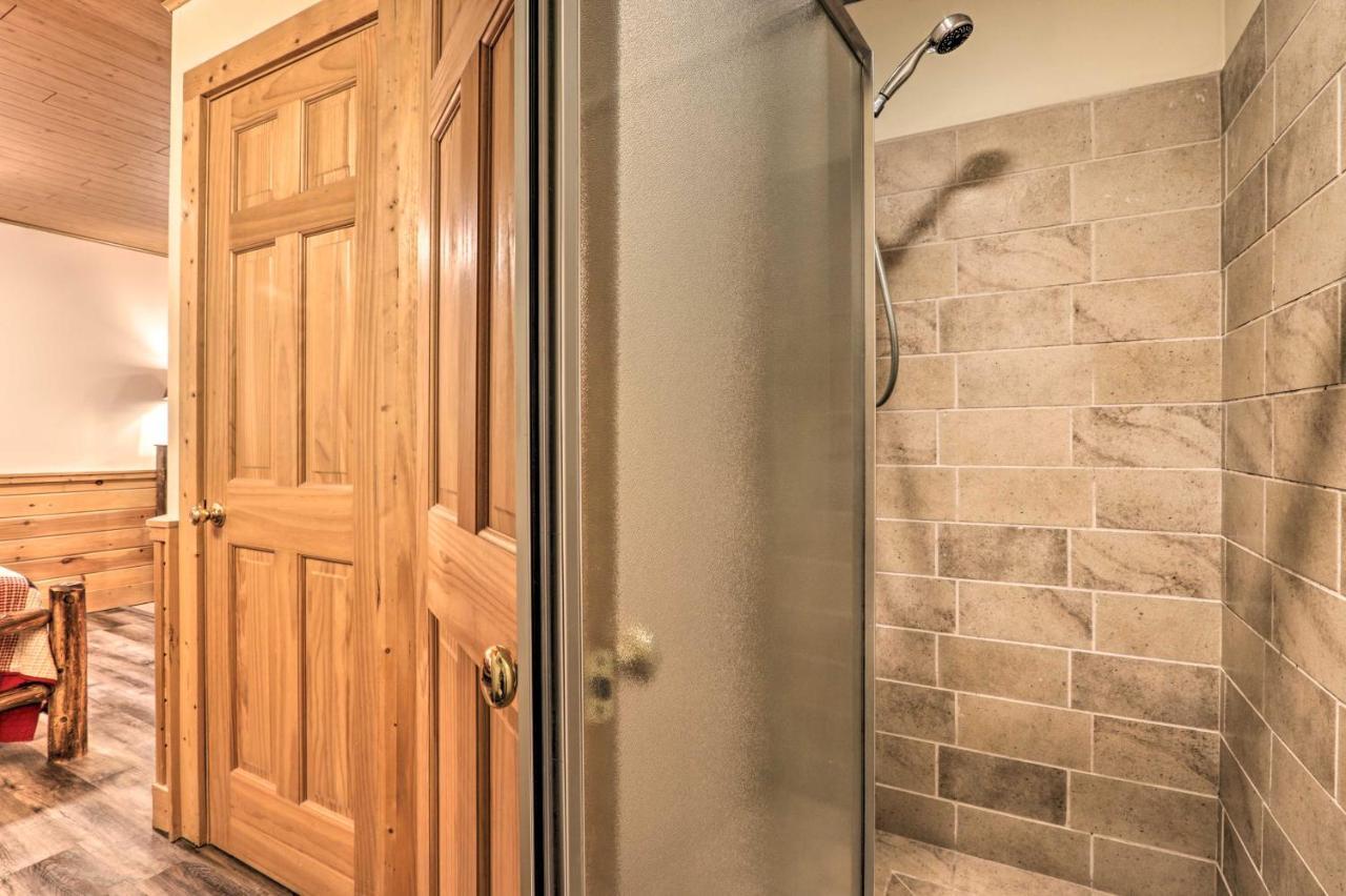 Cozy Cabin With Hot Tub In The Heart Of Pigeon Forge Villa Екстериор снимка