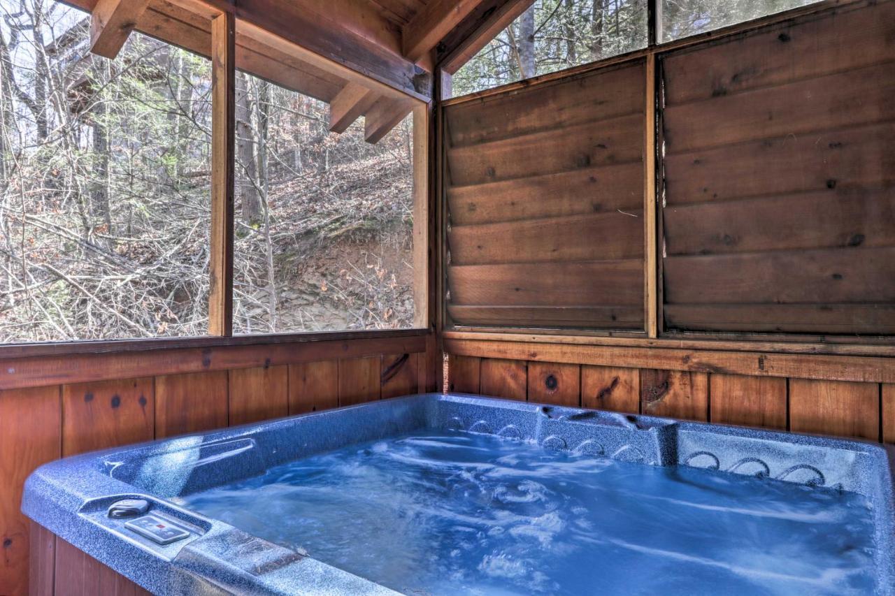 Cozy Cabin With Hot Tub In The Heart Of Pigeon Forge Villa Екстериор снимка